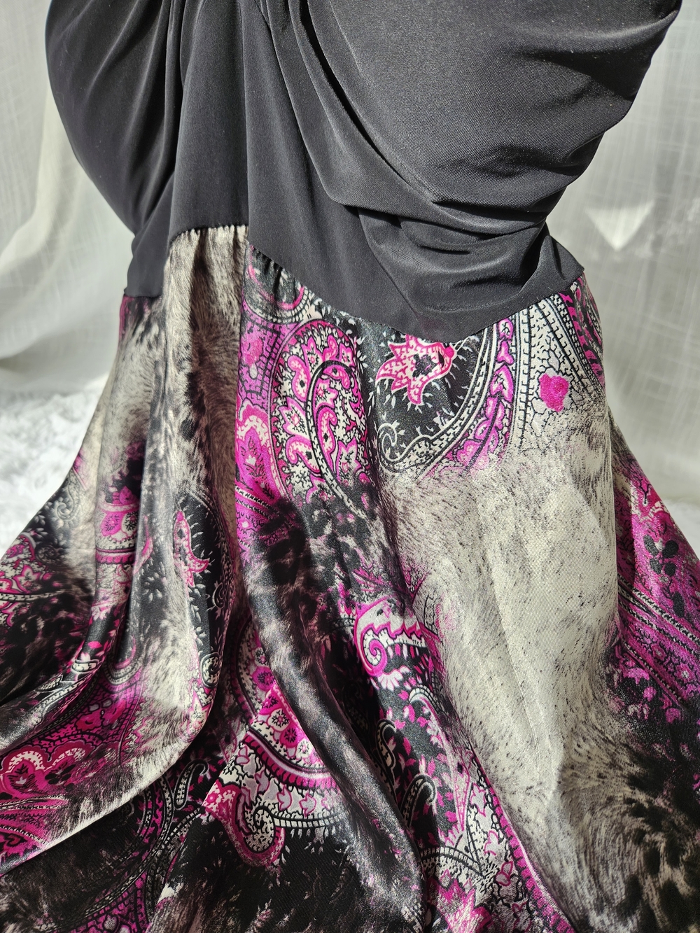 Black & Pink Paisley Asymmetrical Handkerchief Hem Dress - Picture 5 of 14